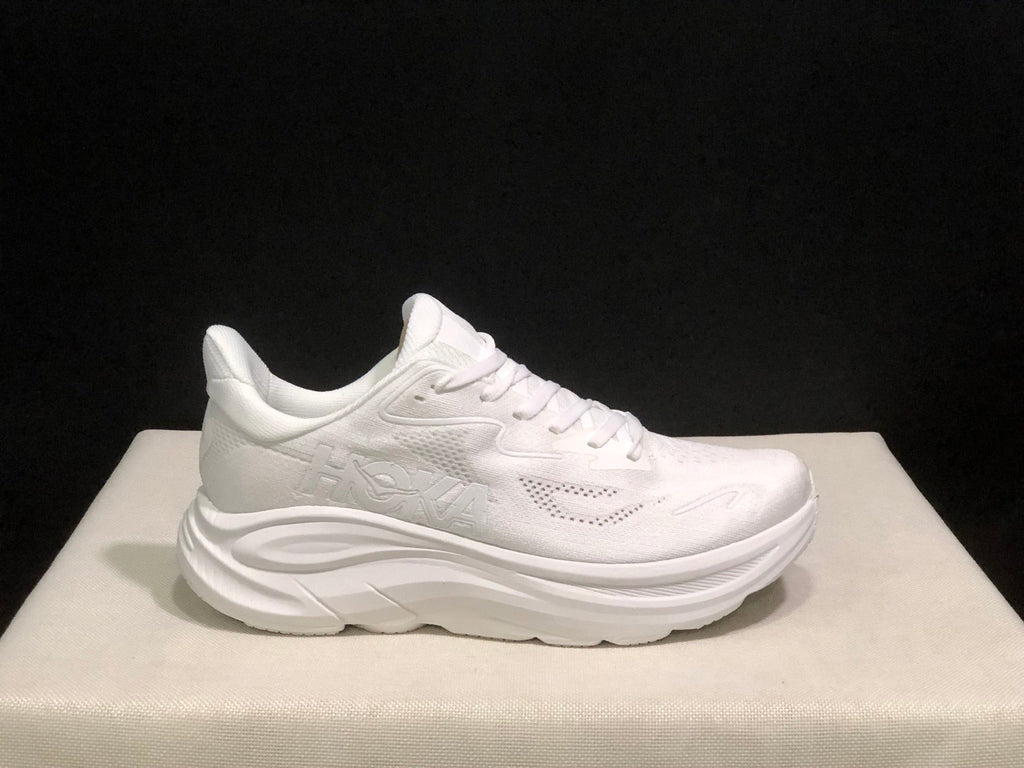 HOKA ONE ONE Clifton 10
